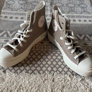 Women's Converse Chuck Taylor All Star Lift Platform